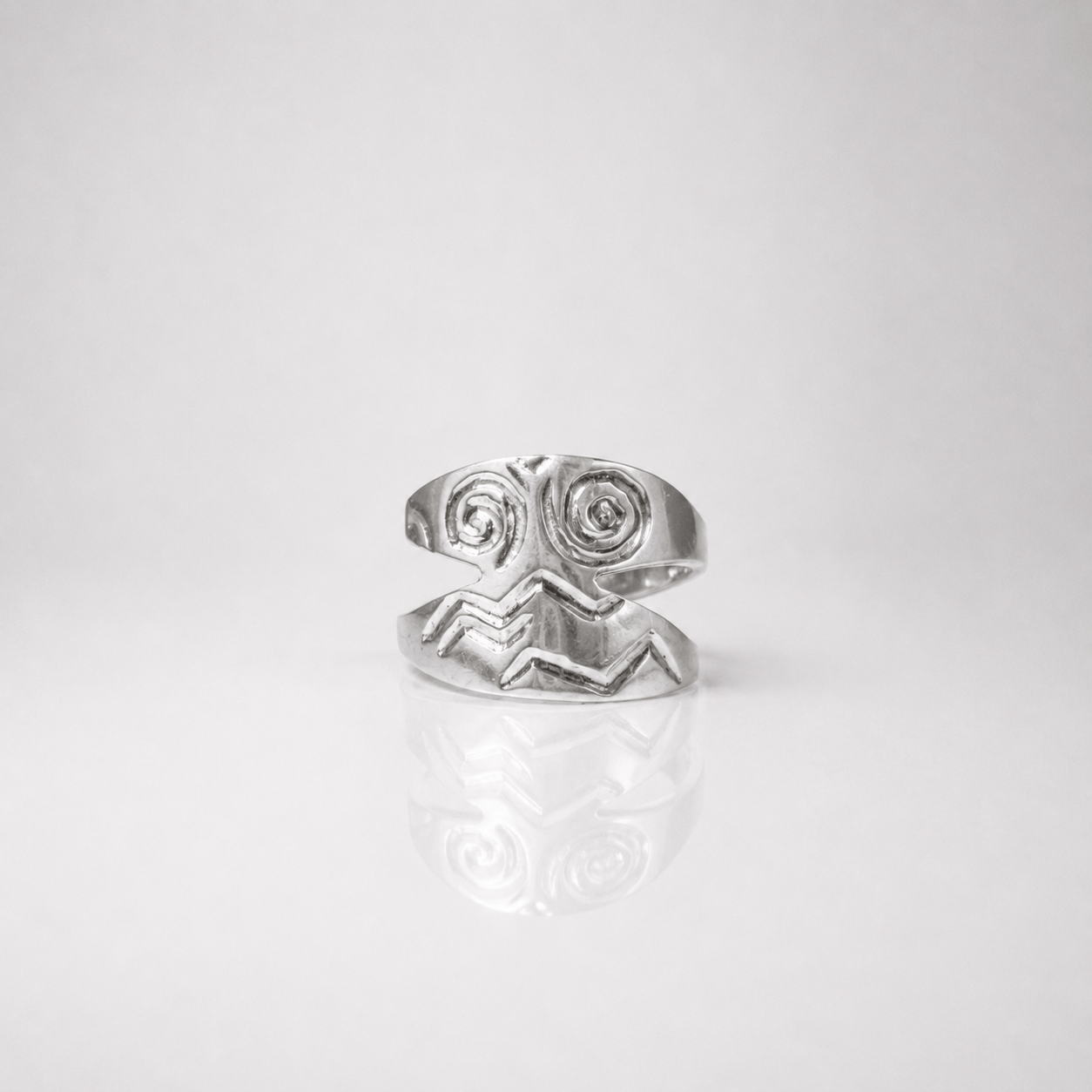 Martina Hamilton Rings Carrowkeel | Sterling Silver Ring